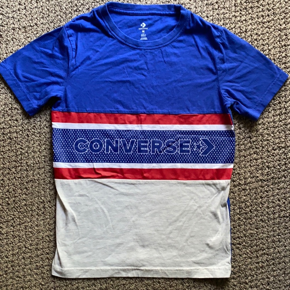 Boys Converse tshirt - size M